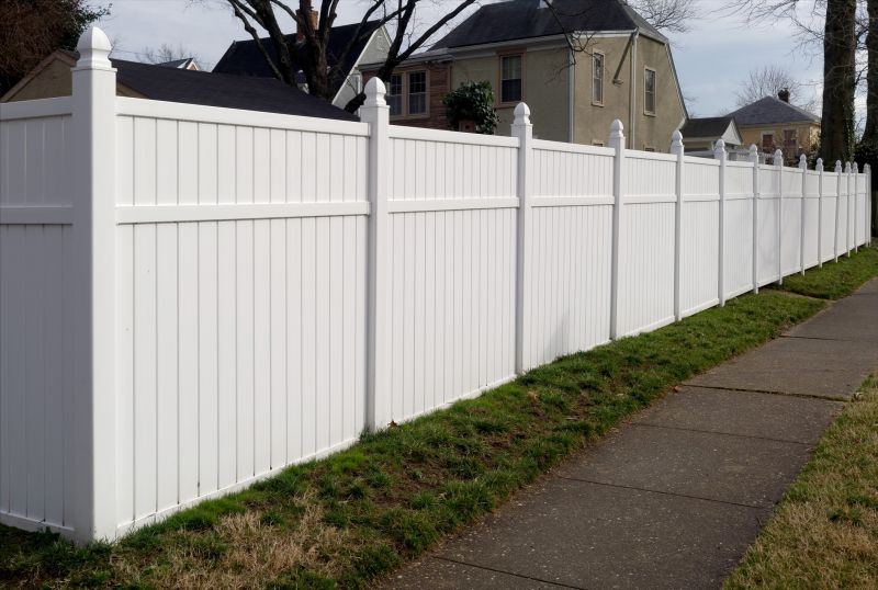 Modern Vinyl Fence Design
